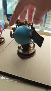 วันพีซ pop ธง Chopper ธงถังไม้นั่ง โมเดลของตกแต่งภายในรถแบบบรรจุกล่อง