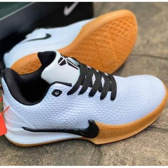 KOBE BRYANT MAMBA FOCUS SPORTS WHITE BLACK White Black Basketball