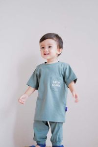 LiLy And Clark Setelan Piyama Laki-Laki Dan Perempuan Warna Mineral Green PC04