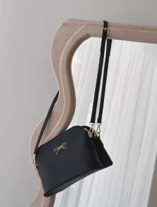 tas fashion selempang mandy tape vellvet(free box)