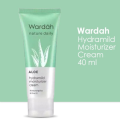 Wardah Nature Daily Aloe Hydramild Moisturizer Cream 40ml. 