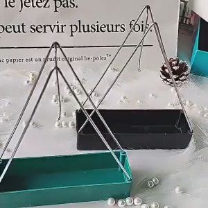 Anti-Mosquito Coil Holder with Tray Wrought Creative Iron Triangular Shape Mosquito Repellent Incense Rack