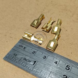 10 BUAH TERMINAL SEKUN SKUN KLAKSON CEWE GEPENG LEBAR 7MM SKUN KELAKSON FEMALE AKI CEWEK TEMBAGA KUNINGAN