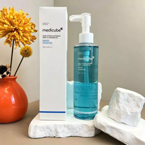 Medicube Zero Pore Blackhead Deep Cleansing Oil 205ml|Babassu Oil|Sunflower Seed Oil|Deep Pore Cleansing|Remove Blackheads|Dissolve Makeup & Sunscreen|Oil‑Control Pore Refining Cleanser