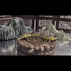 Artistic Barss Centipedes Sculpture Classical Carving Design Cultural Home Decors Gift For Collectors Enthusiasts