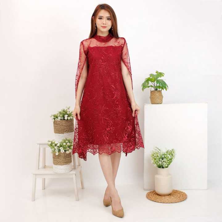 Gown hotsell pesta modern