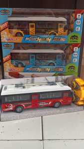 Mainan Anak Bus Telolet Remote Control Bus Basuri Buka Pintu Batre Cashger
