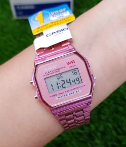 World Times ♦️ นาฬิกาแฟชั่น ♦️ ระบบดิจิตอล รุ่นคลาสสิค สายปรับเลื่อนได้ ( แถมฟรี !! กล่องกระดาษ )