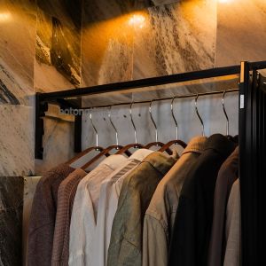 IKEA STOTTA ไฟ LED มีเซนเซอร์เปิดปิดความเคลื่อนไหว ปลอดภัยด้วย แบต AA