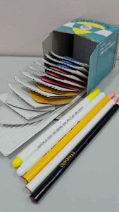 Painting powder to make chalk drawing powder color clothing / Marking Pencil / Color water soluble pen