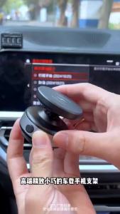 Car Magnetic Vacuum Phone Holder 360° Swivel Wireless Charging Bracket Dashboard Support GPS in Car For iPhone 16 15 14