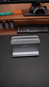 ORICO Vertical Laptop Stand Pure Aluminum Alloy Gravity Auto Lock Holder Multi Storage for MacBook iPad Phone Anti-Slip Silicone Vertical Notebook Dock