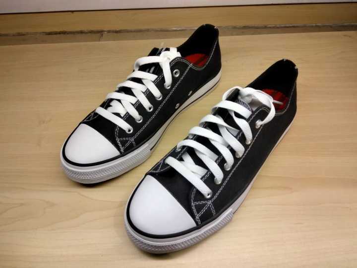 Bata North Star Sepatu Casual Pria Bahan Canvas Sepatu Sekolah