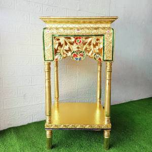โต๊ะข้าง โต๊ะวางของ ทำจากไม้ ปิดทอง ขนาด กว้าง 40 x ยาว 40 x สูง 75 ซม.  สวยงาม สำหรับประดับตกแต่ง