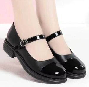 Sepatu anak perempuan korean style terbaru kekinian /sepatu fashion anak perempuan terbaru model cantik /sepatu slip on anak perempuan /sepatu docmart fashion anak perempuan gratis ongkir