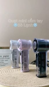 Quạt làm mát cầm tay mini gió mạnh 100 độ cánh quạt êm ái thiết kế có thể gập lại mô-đun làm mát bán dẫn tích hợp ở cửa thoát khí của quạt pin sạc dung lượng lớn quạt làm mát mini kiểu cơ khí siêu ngầu.