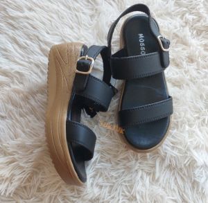 Sandal nữ Thái Lan đế xuồng chất cao su nhẹ êm cao 5cm Mossono YW 570
