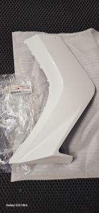 Cánh bửng màu Trắng  Exciter 135 2005-2010 hàng zin chính hãng yamaha Vĩnh Phúc Cho AE Dọn Xe bị té bể tông