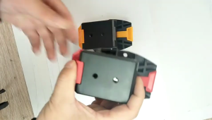 Easy To Install Quick Hook Buckle For Tool Storage Solution Suitable For Family Users Needing Secure Organization