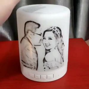 Speaker bluetooth + lampu LED hias tidur foto sketsa hadiah kado gift custom ulang tahun anniversary pernikahan wedding wisuda birthday ultah unik