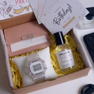 Hadiah Idul Fitri Hampers Lebaran Kado Untuk Cewek Murah Satu Set Gift Box Perempuan