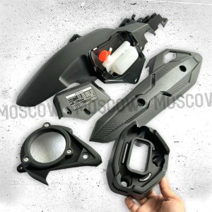 PAKET HUGGER EURO PART PLUS TABUNG RESERVOIR HONDA VARIO 125 150 ( 2012-2023 ) PCX CBU / 2018 PNP COVER TAMENG KNALPOT VARIO 125 150 END CUP CORONG KNALPOT VARIO TUTUP HUGGER EURO PART PLUS COVER CVT PLASTICK HONDA VARIO 125 OLD 150 NEW PLUG AND PLAY