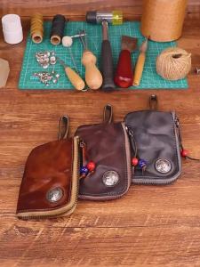 Top-layer vegetable-tanned leather key case for women handcrafted distressed washed cowhide vintage style zippered for car keys suitable for men