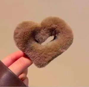 Korean Fashion Autumn and Winter Love Plush Small Clips Half-tied Shark Clips Hair Accessories 675