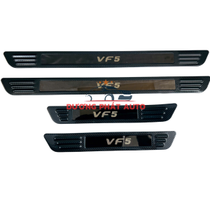 Ốp bậc cửa nẹp bước chân trong ngoài xe Vinfast Vf5 2024 chất liệu CACBON cao cấp chống trầy xước hiệu quả