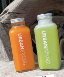 ขวดชานม น้ำผลไม้ กาแฟ ขวดใส่เครื่องปรุง ขวดเครื่องดื่มทรงเหลี่ยมฝาหมุนเกลียว ขนาด 350ml.