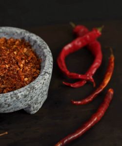 Badia Crushed Red Pepper 340.2g – Spicy Seasoning for Cooking & Recipes