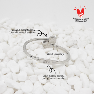 Gelang Monel Adjustable Anti-Step dengan Ukiran Nama Custom - Zedd Jewelry