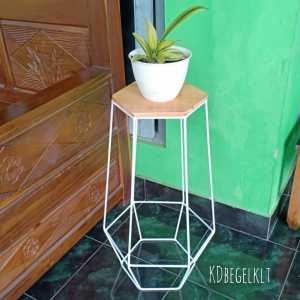 STANDING POT T SEGIENAM / RAK BUNGA BESI MURAH / RAK BUNGA BESI UNIK