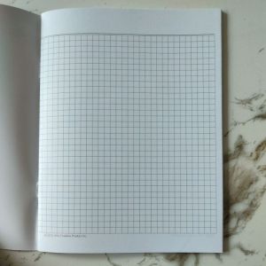 Buku Tulis Strimin Kotak Kecil Kiky ECER/ Kotak Besar Buku Matematika 38 Lembar