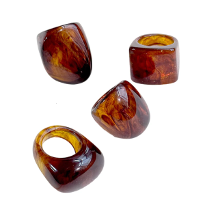 Vintage Geometric Resin Ring Lightweight Design Amber Tone Gift Comfort Fit Retro Resin Accessory For Women Men