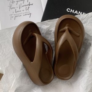 [Free Shipping] WomenS Summer Outdoor Flip-Flops Thick-Soled Height-Increasing 2025 New Style Non-Slip Soft-Soled Suitable For The Beach Swimming Pool And Shower