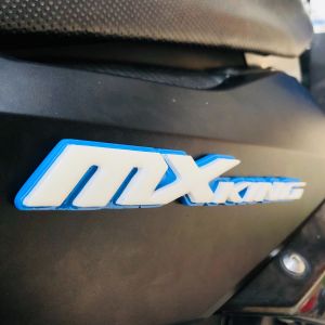 EMBLEM MOTOR MXKING EKSTERIOR YAMAHA VARIASI TIMBUL 3D BAHAN RESIN