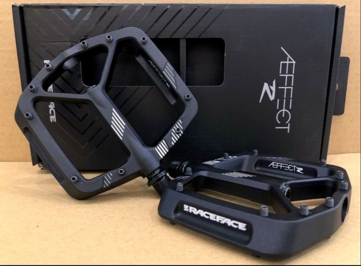 Raceface Aeffect R Cr-Mo Axle 115x110 Flat Pedal (100% original ...