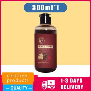 Herbal natural Polygonum multiflorum black hair shampoo gently nourishes hair roots to cover gray hair hair care oil control 300ml 草本天然何首乌黑发洗发水温和滋养发根遮盖灰发头发护理控油 Syampu rambut hitam Polygonum multiflorum semulajadi herba menyuburkan akar rambut