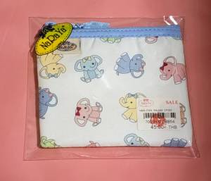 NaRaYa กระเป๋าใส่เหรียญทรงสี่เหลี่ยม ไม่ผ่าน QC ราคาพิเศษ มีลายเดียว