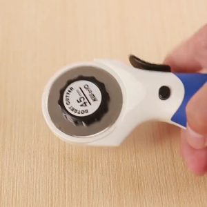 28/45mm chắp vá bánh xe lăn dao vải cắt giấy da thủ công dụng cụ cắt kiểu xoay tự làm phụ kiện may