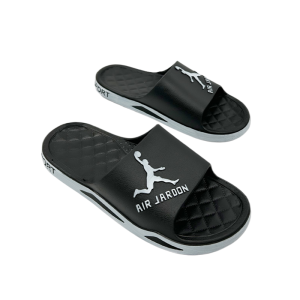 พร้อมส่งจากไทย-แนะนำบวกไซร์เป็นเบอร์คู่ รองเท้าแตะแบบสวม ผู้หญิงใส่ได้ผู้ชายใส่ดี รองเท้าแตะแฟชั่นพื้นนิ่มไม่เจ็บเท้า กันน้ำและกันลื่น เหมาะสำหรับเทศกาลสงกรานต์ รองเท้าไปทะเล 