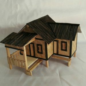 Miniatur rumah adat jawa barat/miniatur rumah pedesaan/rumah Adat sunda/miniatur rumah tradisional bahan bambu