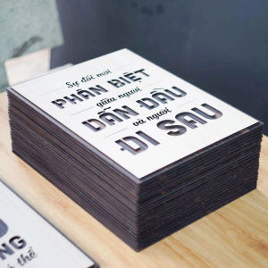 Tranh gỗ 3D cắt lớp – Sự đổi mới phân biệt giữa người dẫn đầu và người đi sau  “Sự đổi mới phân biệt giữa người dẫn đầu và người đi sau” là tuyên ngôn dành cho những cá nhân và tổ chức muốn bứt phá – không chấp nhận tụt lại phía sau. Trong thời đại biến