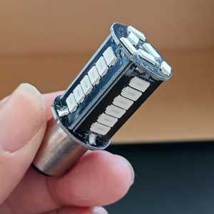 PROMO [1 Biji] Lampu Stop Rem Warna MERAH-BIRU 30 Mata LED Kedip dan Jalan 2 Mode Flash Running 12 Volt / Lampu Stop Rem Bayonet 30 mata LED Kedip