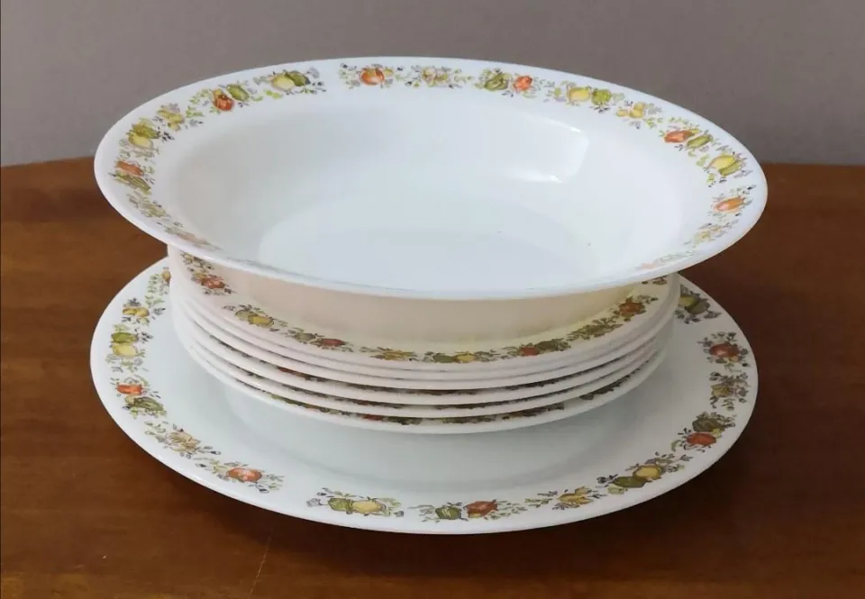 Pyrex Corelle Livingware Patterns Butterfly Gold Corelle