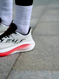 【Hot】Qiaodan TG 2.0 LEILI Men Running Shoes Stable Thick Rocker Cushion Lightweight Long Distance Training