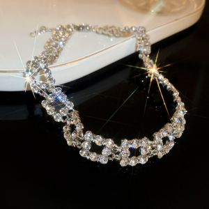 สร้อยคอพลอยเทียมทรงสี่เหลี่ยมสำหรับสุภาพสตรีที่แสน MODE Korea คอเครื่องประดับลูกไม้สำหรับเด็กผู้หญิง