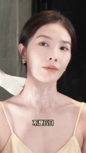 💦新品上新💦WIS 蓝天鹅颈膜贴柔润保湿紧致淡化颈纹修护颈部护理 Blue Swan Neck Mask Patch Soft Moisturizing Anti-Wrinkle Firming Fade Neck Wrinkles Repair Neck Care