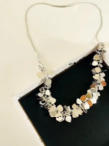 Fashionable Heart Sequins Neckpiece Heart Sequins Necklace Fashion Accessories Alloy Material Sequins Woman Neck